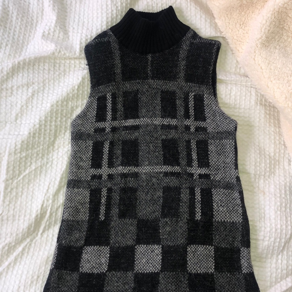 turtleneck black and white knit tunic sweater